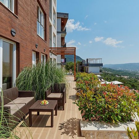 Adriatic Heights Aparthotel Kavač Eksteriør bilde