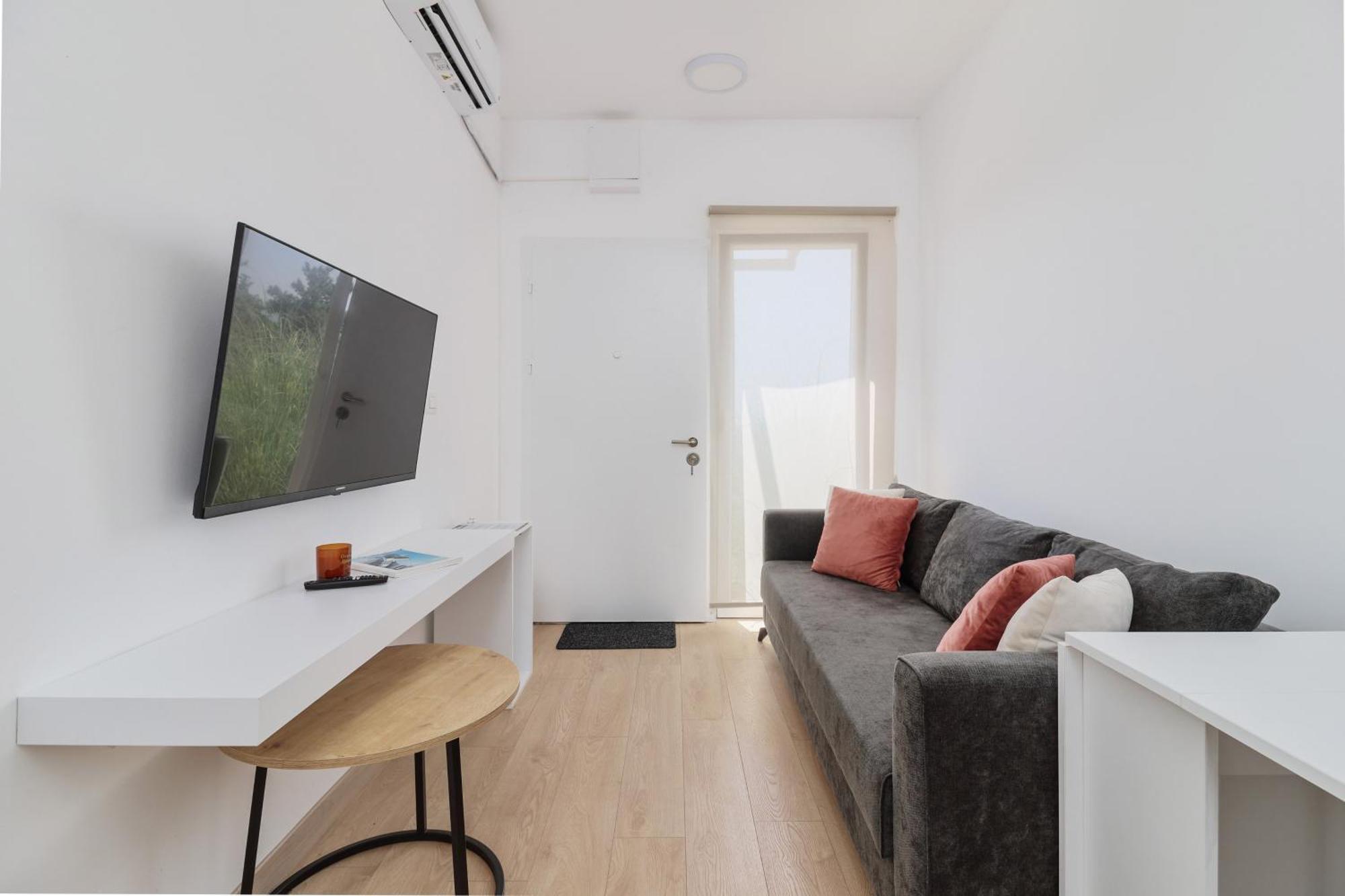 Adriatic Heights Aparthotel Kavač Eksteriør bilde
